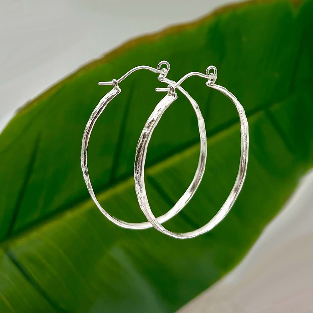 Thin Makiki Large Circle Hoops