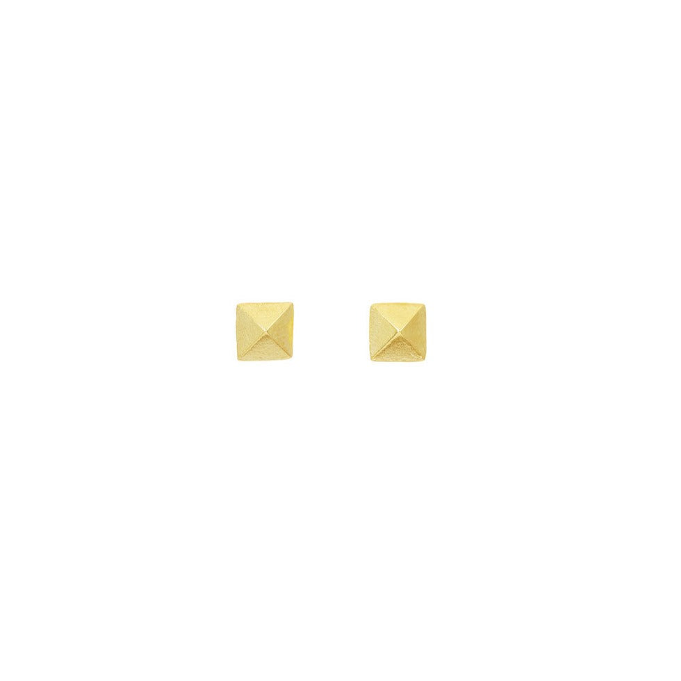 Medium Pyramid Posts