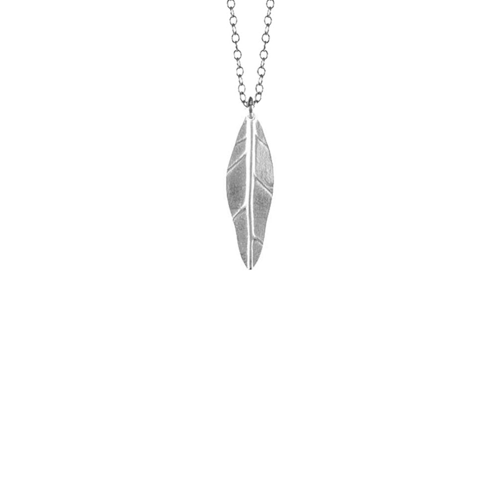 Small Vein Leaf Necklace