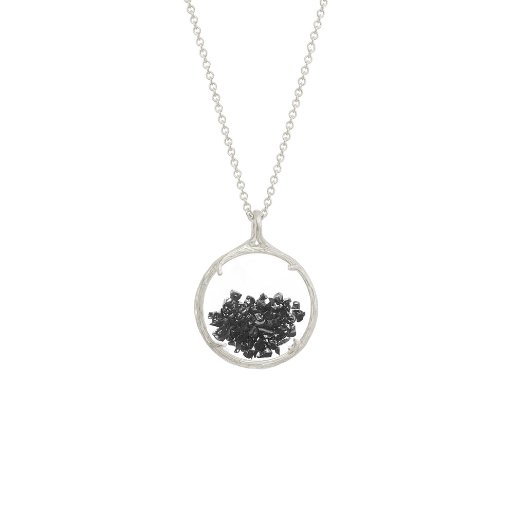 Small Shaker Necklace in Black Spinel