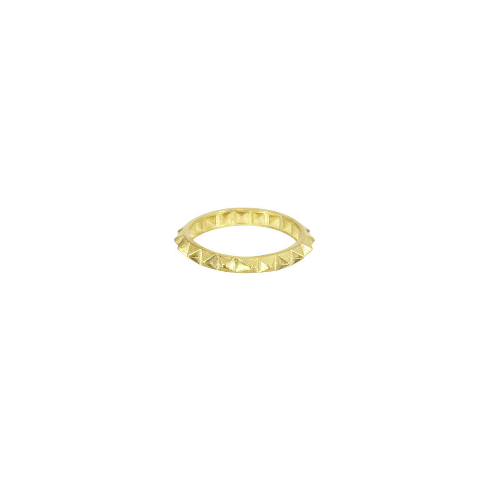 Pyramid Ring